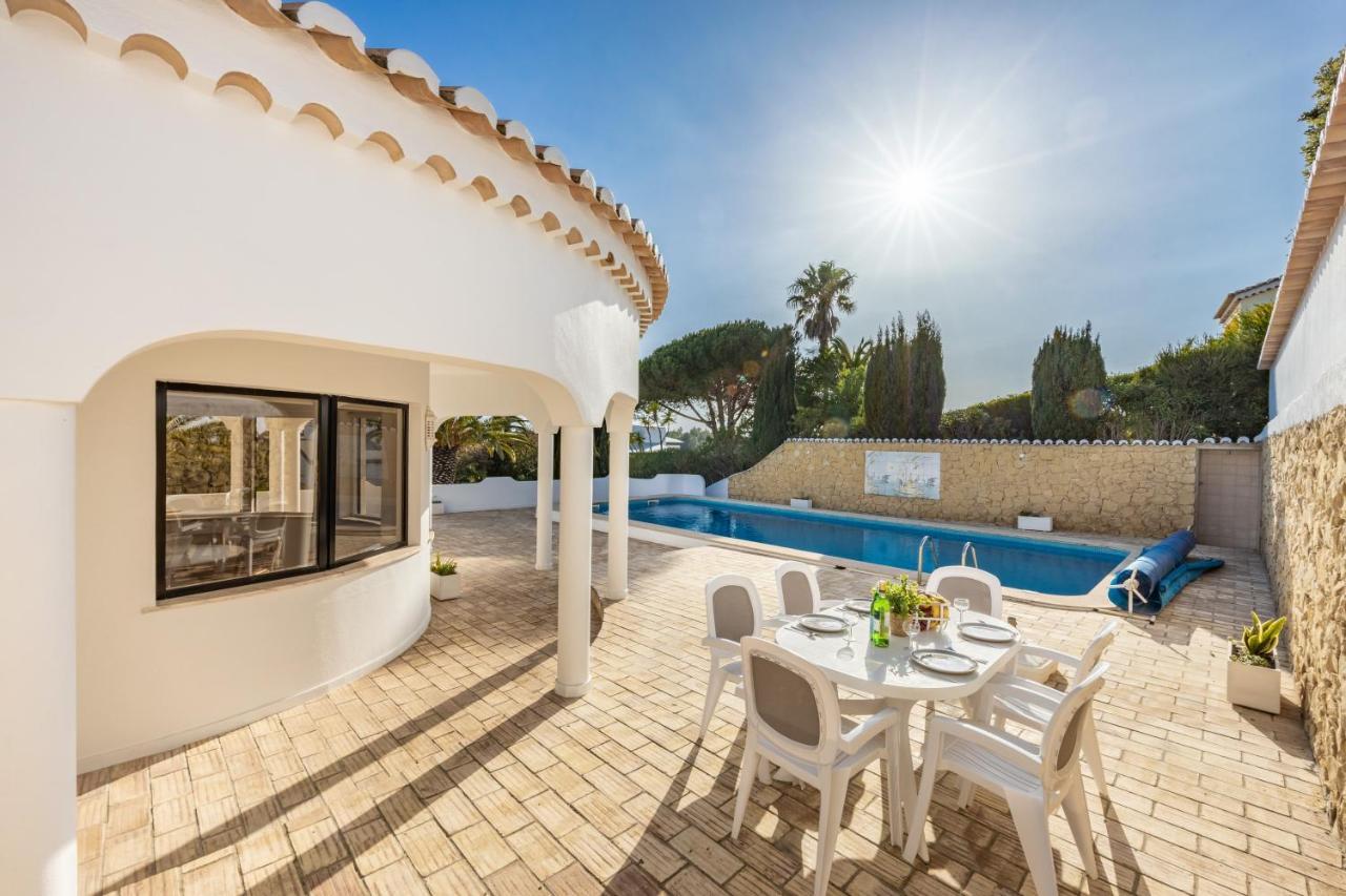 Fortaleza Sea View Villa Miramar - Apartment With Private Pool บูเดนส์ ภายนอก รูปภาพ