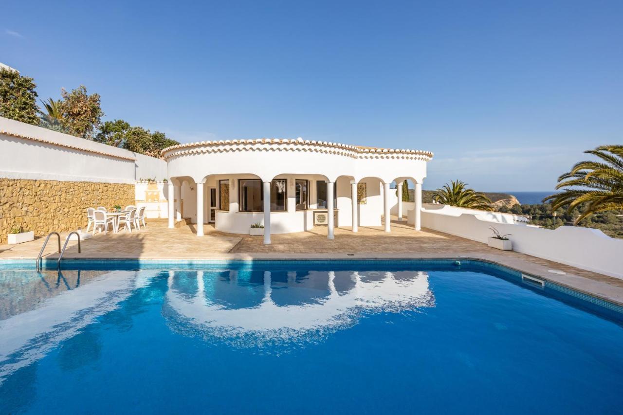 Fortaleza Sea View Villa Miramar - Apartment With Private Pool บูเดนส์ ภายนอก รูปภาพ