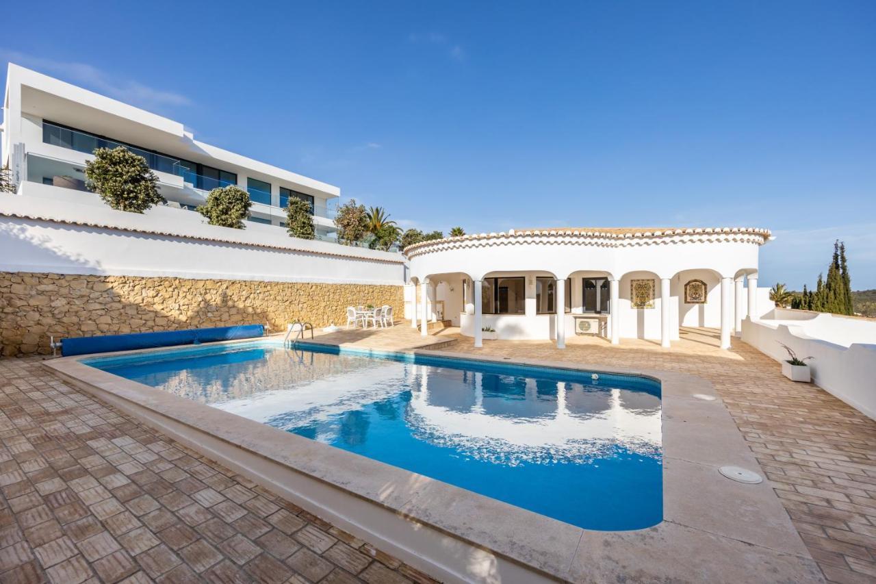 Fortaleza Sea View Villa Miramar - Apartment With Private Pool บูเดนส์ ภายนอก รูปภาพ